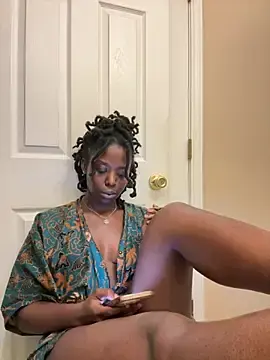 Stripchat Adult Webcams of choclatepeaach