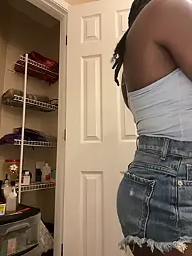 Stripchat Best Webcam of thechocolatepeach