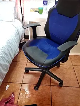 Stripchat Live Sex Cam of Melody73