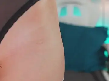 Stripchat Free Porn Cam of misstics_