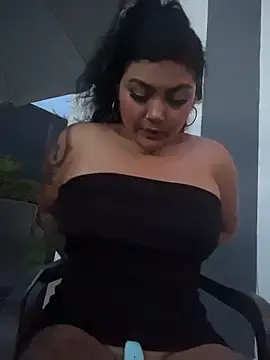 Stripchat Live Sex Cam of ItsEla