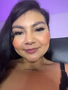Stripchat Adult Webcam of ItsEla
