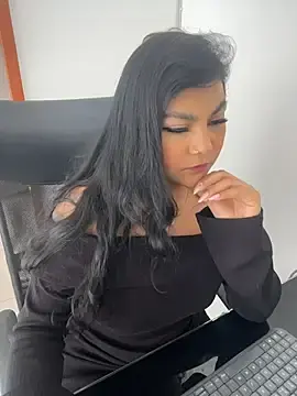 Stripchat Adult Webcam of ItsEla