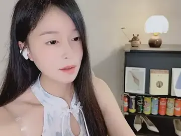 Stripchat Nude Webcam of Onechestnut