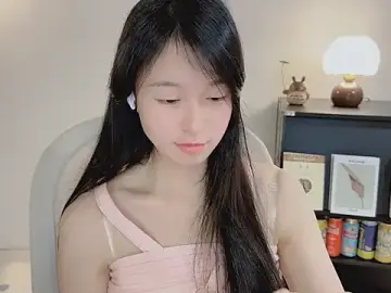 Stripchat Adult Webcams of Onechestnut