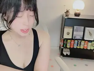 Stripchat Live Porn of Onechestnut