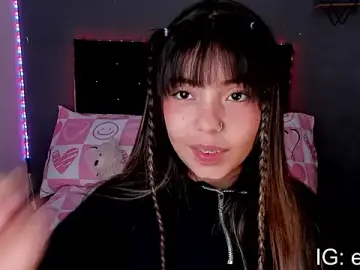 Stripchat Live Sex Cam of emma_grays2