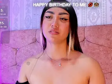 Stripchat Sex Cam of liaa_18