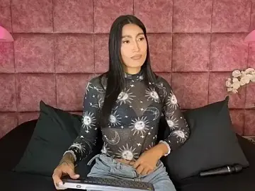 Stripchat Sex Cam of Taly_Fox