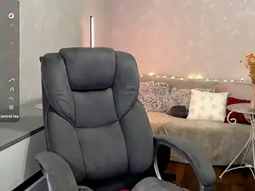 Stripchat Adult Webcam of Naughty__Megan