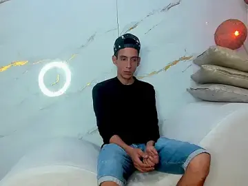 Stripchat Live Porn of AmazingOrgasm