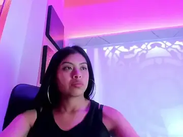 Stripchat Nude Webcam of Chloe_Martini