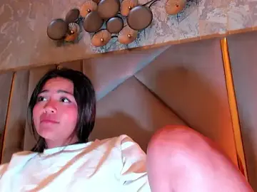 Stripchat Sex Cam of KimDevinne