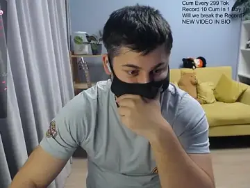 Stripchat Adult Webcam of Tomguys