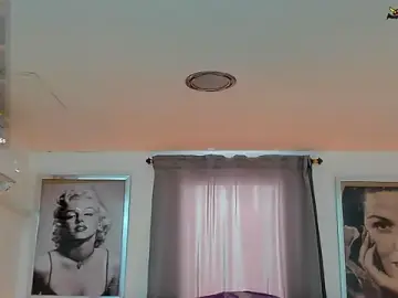 Stripchat Free Porn Cam of Beautyari_