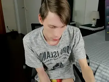 Stripchat Live Porn of ERICK__DEEN