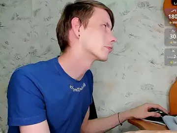 Stripchat Live Sex Cam of ERICK__DEEN