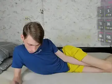 Stripchat Live Porn of ERICK__DEEN