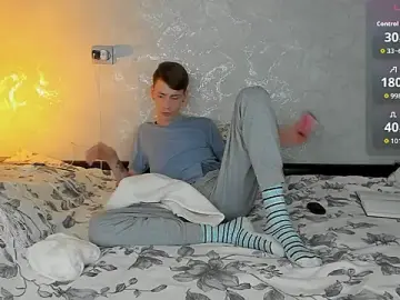 Stripchat Live Porn of ERICK__DEEN