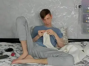 Stripchat Watch Live Sex Cams of ERICK__DEEN