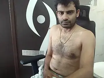Stripchat Free Porn Cam of king_kong_india1