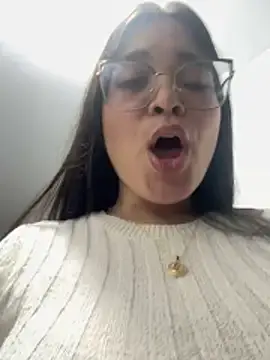 Stripchat Free Porn Cam of CamilaSofiia