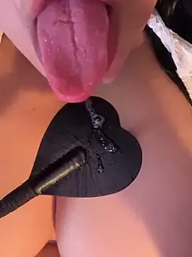 Stripchat Sex Cam of veyolla_betsh