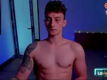 Stripchat Adult Video Chat of mark_streemm