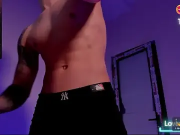 Stripchat Free Live Porn of mark_streemm