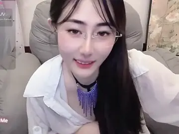Stripchat Free Porn Cam of qiqi--