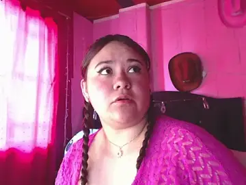 Stripchat Adult Webcam of NikkiRous_