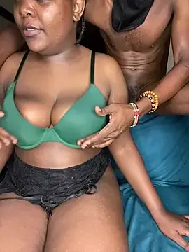 Stripchat Live Sex Cam of Sensational_
