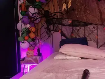 Stripchat Live Sex Cam of Val_daniiels