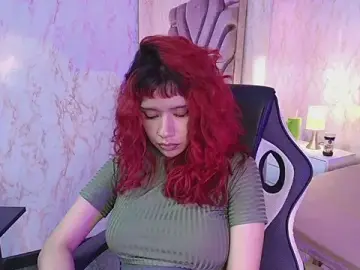 Stripchat Nude Webcam of redd_pandaa