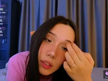 Stripchat Sex Cam of Kaia_Sunshine_Mia