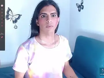 Stripchat Sex Cam of karen_sofia_