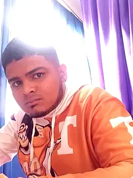Stripchat Watch Live Sex Cams of Boycuriousxxx