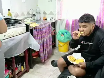 Stripchat Free Porn Cam of Boycuriousxxx