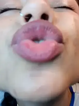 Stripchat Free Porn Cam of Cleo_hills