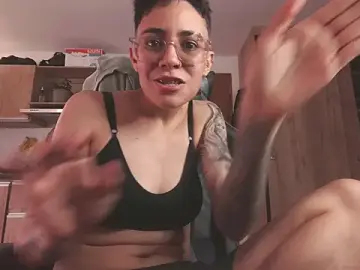 Stripchat Live Sex Cam of Cutie_Shy_