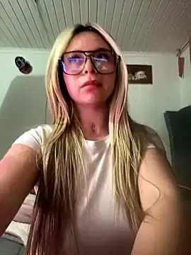 Stripchat Watch Live Sex Cams of CristalGmez