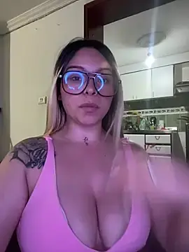 Stripchat Free Porn Cam of CristalGmez