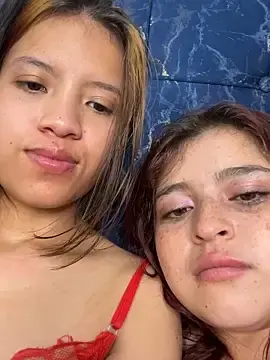Stripchat Live Sex Cam of Xuxi_XXX