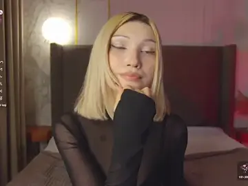 Stripchat Live Sex Cam of CarolReeves