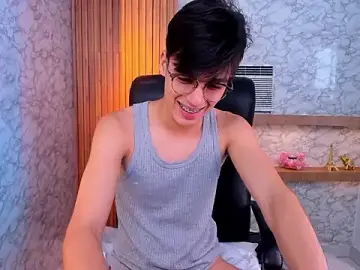 Stripchat Sex Cam of Gerony_