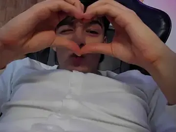 Stripchat Nude Webcam of Gerony_