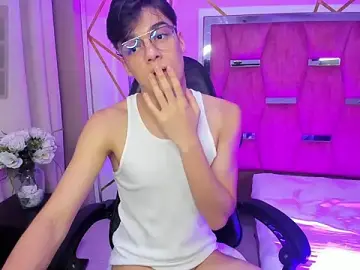 Stripchat Free Porn Cam of Gerony_