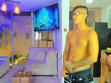 Stripchat Nude Webcam of stangirls_