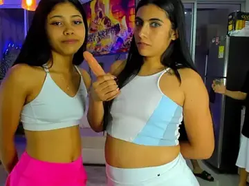 Stripchat Free Porn Cam of stangirls_
