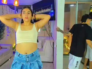 Stripchat Live Sex Cam of stangirls_